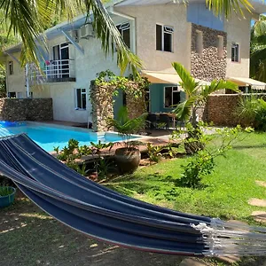 Les Cocotiers Moorea Hébergement de vacances